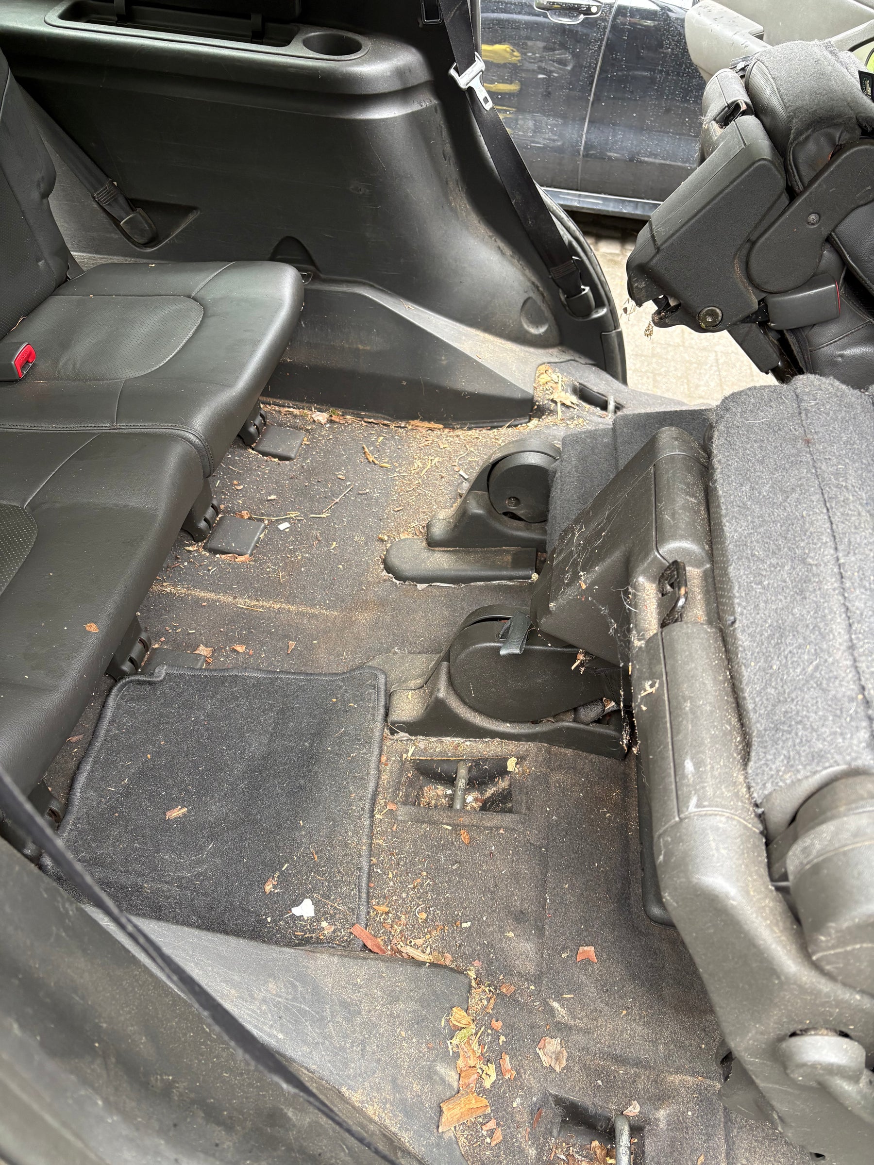 Vehicle before detailing