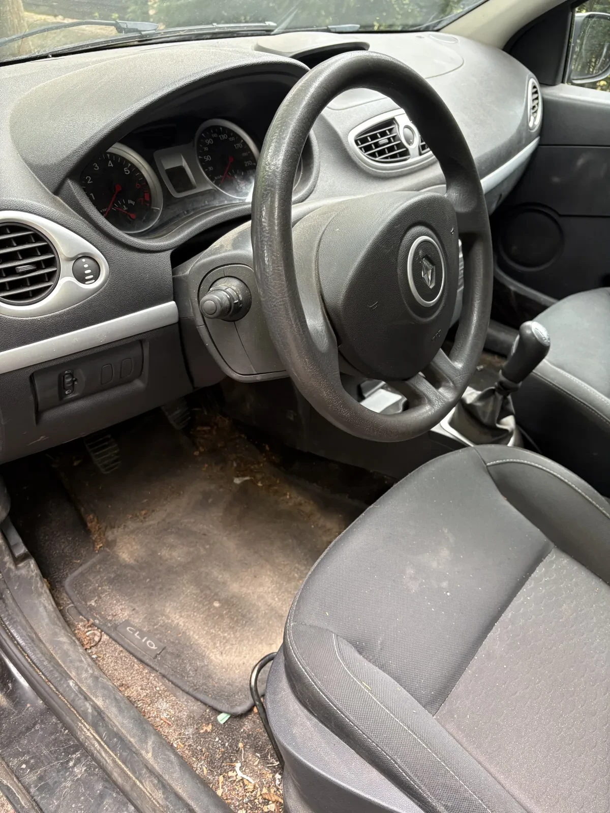 Exterior detailing and paint finish result - cover