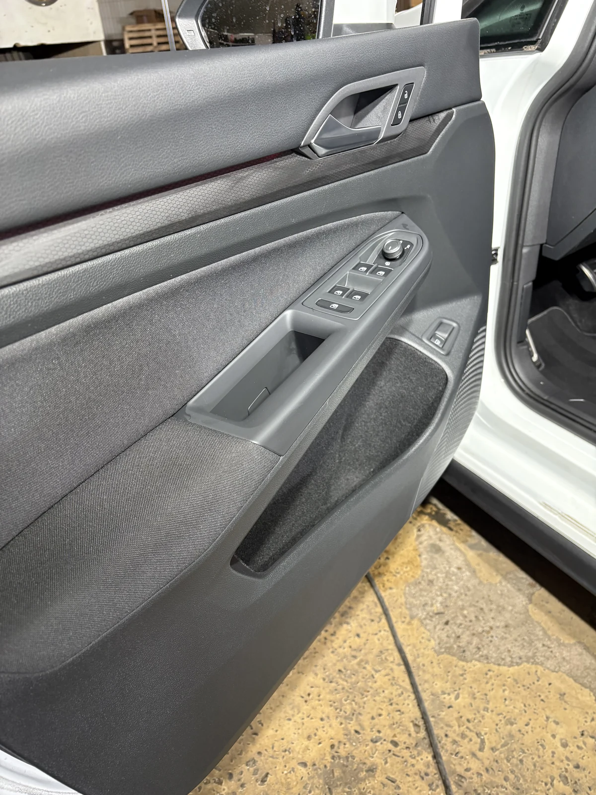 VW Golf GTI interior reset and exterior detail result — 3